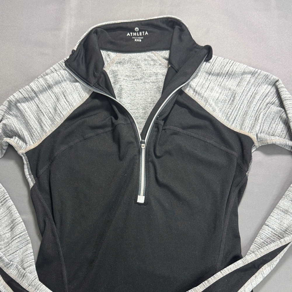 Athleta Womens XXS Black Grey Space Dye Quarter Zip Pullover Thumbhole Top
